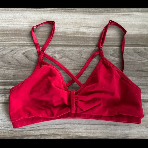Bombshell sportswear red Sports bra size medium m